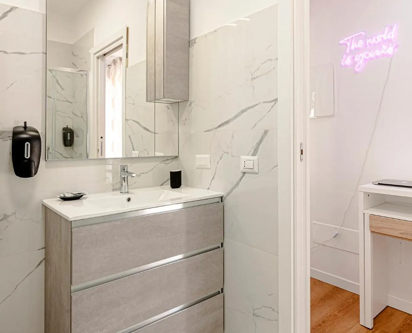 Ruggieri Apartments Roma - A 5 Minuti Dalla Metro A Anagnina